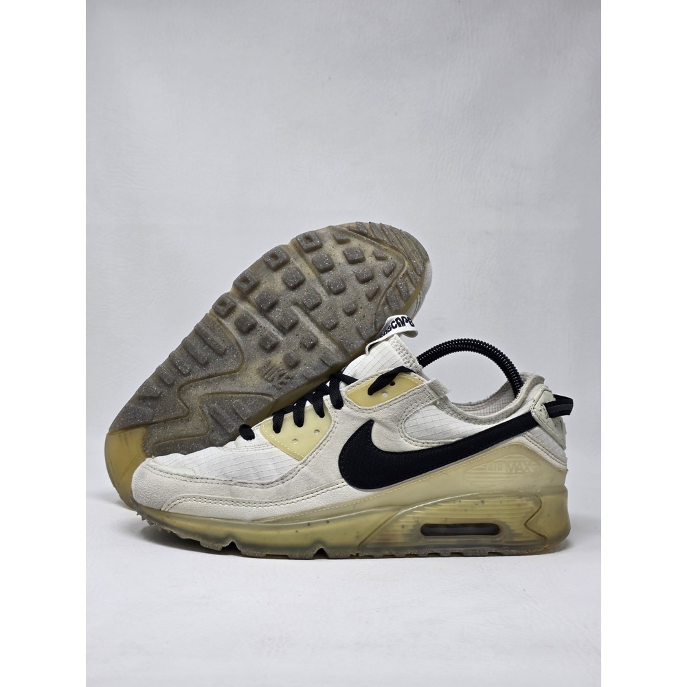Nike Air Max Terrascape 90 Sail Mens Size 9 Running Shoes DH2973-100 Pre-owned
